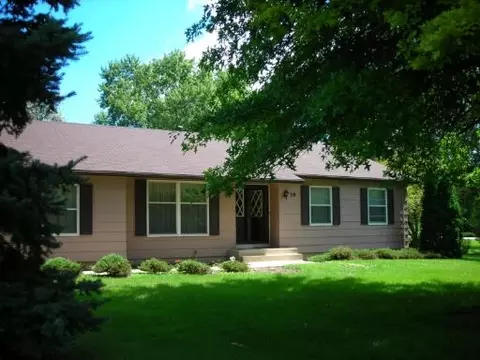 39 Cherry Dr, Oswego, IL 60543 photo 1