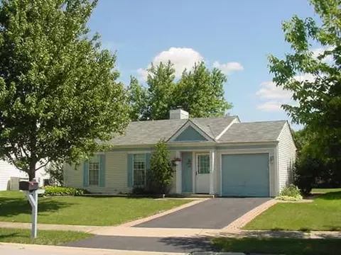 3105 Gresham W Ln, Aurora, IL 60504 photo 1