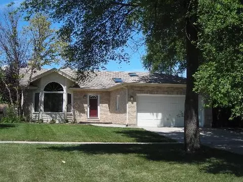 310 W Devon Ave, Roselle, IL 60172 photo 1