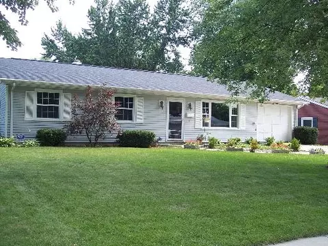 62 Codorus Rd, Montgomery, IL 60538 photo 1