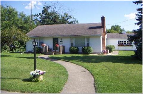 325 W Williams St, Dwight, IL 60420 photo 1
