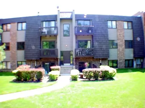 1482 Stonebridge Cir #C-7, Wheaton, IL 60187 photo 1