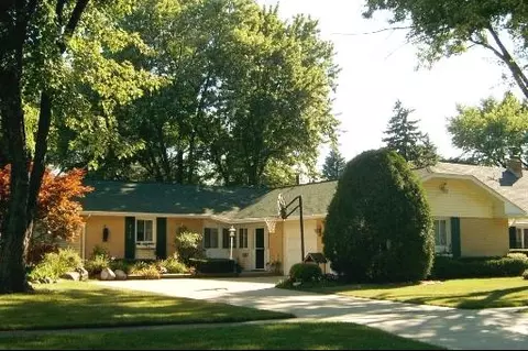 4215 Wilson Ave, Rolling Meadows, IL 60008 photo 1