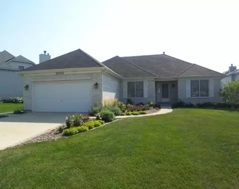 2000 Pebble Beach Dr, Plainfield, IL 60586 photo 1
