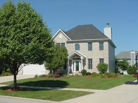 15216 Eyre Cir, Plainfield, IL 60544 photo 1
