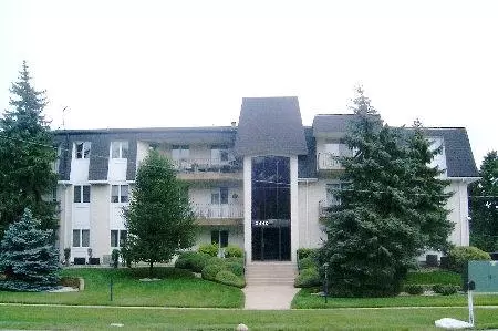 2440 186th St #E3, Lansing, IL 60438 photo 1