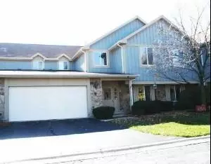 360 Springlake Ln #D, Aurora, IL 60504 photo 1