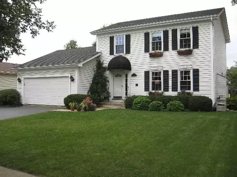 1625 Thorneapple Ln, Algonquin, IL 60102 photo 1