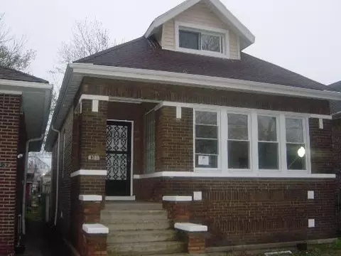 8335 S Crandon St, Chicago, IL 60617 photo 1
