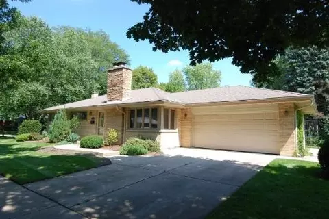 1209 W Pendleton Pl, Mount Prospect, IL 60056 photo 1