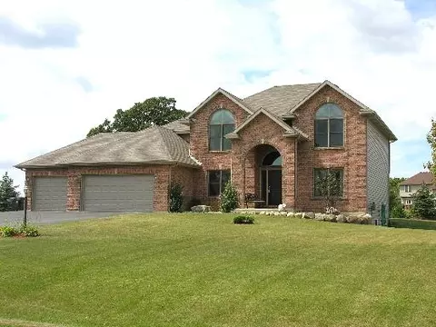 10821 E Riviera Dr, Spring Grove, IL 60081 photo 1