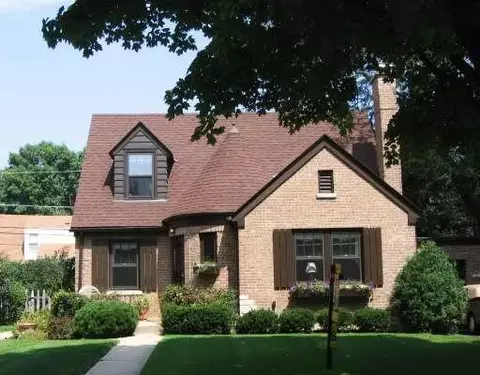 10 Briar Rd, Golf, IL 60029 photo 1