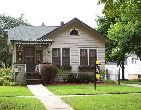 366 Vincent Pl, Elgin, IL 60123 photo 1