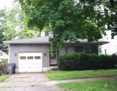 675 Page Ave, Elgin, IL 60120 photo 1