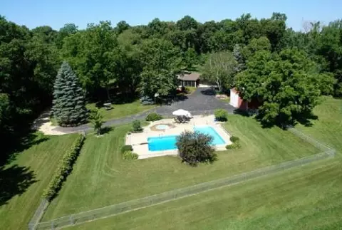 15925 Sharp Rd, Rockton, IL 61072 photo 1
