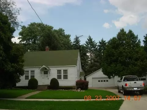 130 Jackson St, Oswego, IL 60543 photo 1