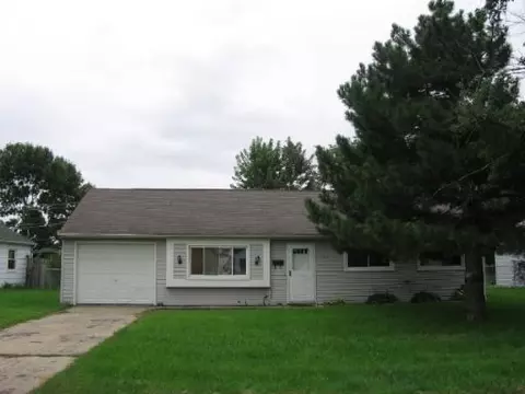 130 Saugatuck Rd, Montgomery, IL 60538 photo 1