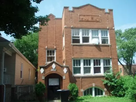 6800 S Artesian Ave, Chicago, IL 60629 photo 1