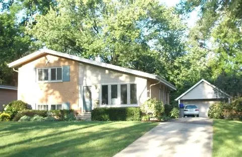 528 S Pierce Ave, Wheaton, IL 60187 photo 1