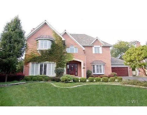 141 Brighton Dr, Wheaton, IL 60187 photo 1