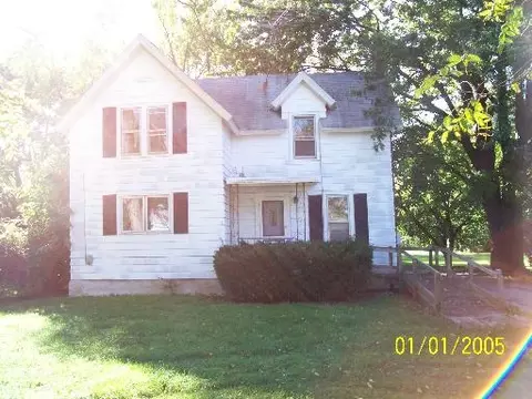 323 Marengo Rd, Harvard, IL 60033 photo 1