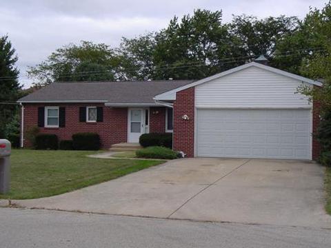 206 Scott St, Dwight, IL 60420 photo 1
