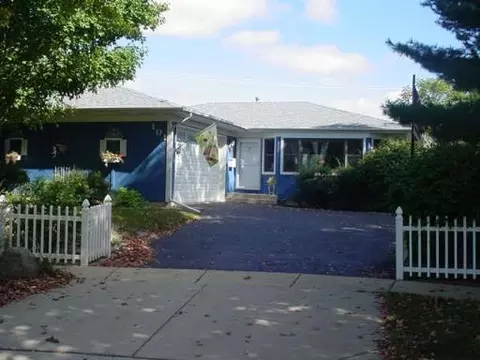 101 Webster Ct, Algonquin, IL 60102 photo 1