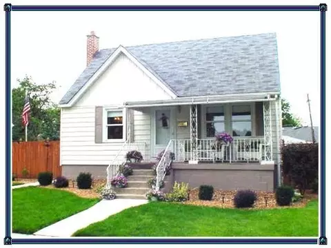17512 Community St, Lansing, IL 60438 photo 1