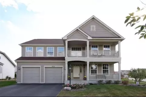 2131 Tracy Ln, Algonquin, IL 60102 photo 1