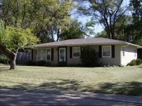 21 Circle Dr E, Montgomery, IL 60538 photo 1