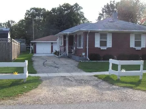 1208 Ruby St, Belvidere, IL 61008 photo 1