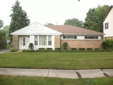 952 E Villa Dr, Des Plaines, IL 60016 photo 1