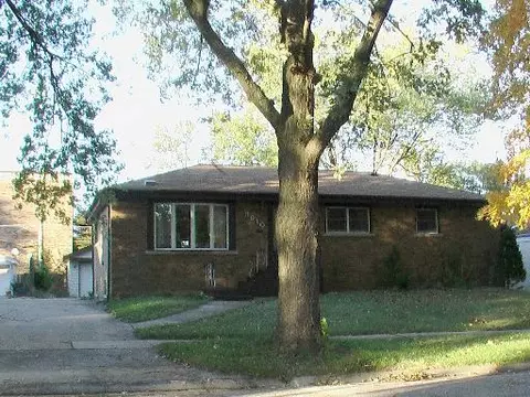 3910 W 212th Pl, Matteson, IL 60443 photo 1