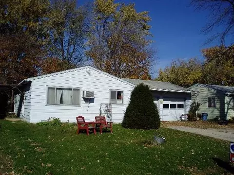 1003 E Fifth St, Sandwich, IL 60548 photo 1