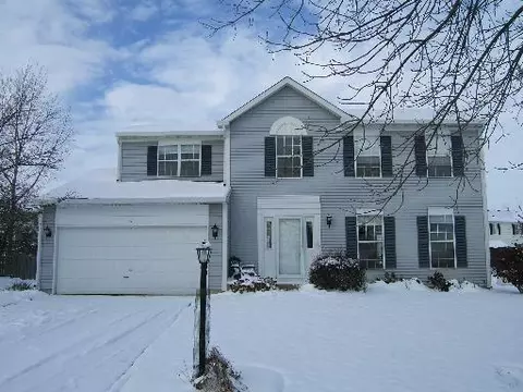 70 Ivanhoe Ln, Cary, IL 60013 photo 1