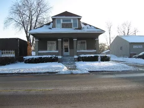 2210 4th St, Peru, IL 61354 photo 1