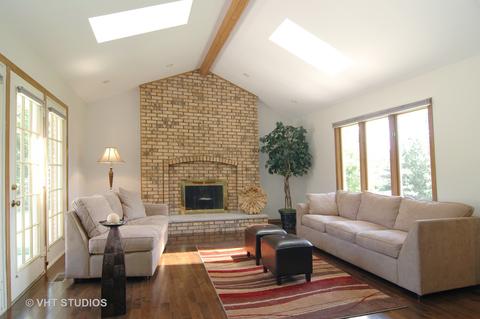 420 Creekside Ct, Willowbrook, IL 60527 photo 7