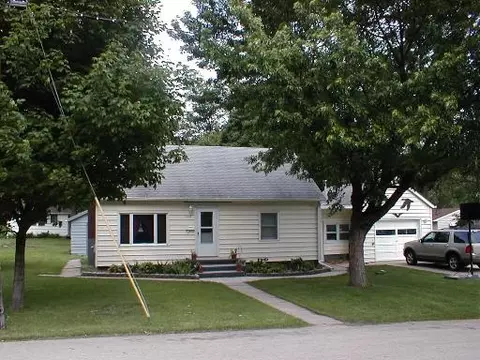 1607 Rust Ave, Mendota, IL 61342 photo 1