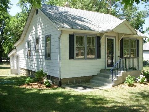 24924 S Center St, Channahon, IL 60410 photo 1