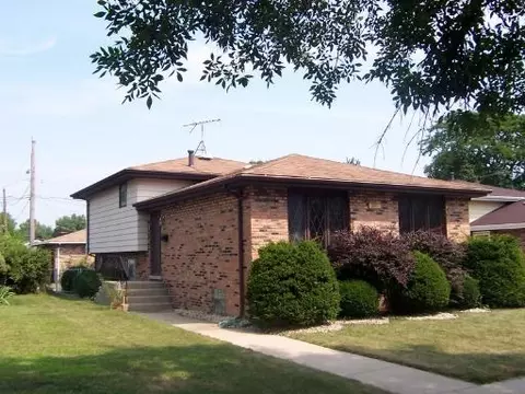 2712 E 142 St, Burnham, IL 60633 photo 1