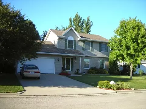 915 30th St, Peru, IL 61354 photo 1