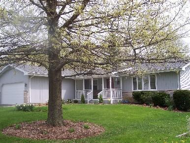 741 S Vista Dr, Algonquin, IL 60102 photo 1