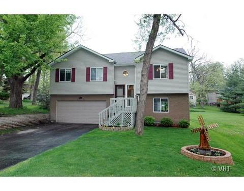 28560 W Valley Rd, Ingleside, IL 60041 photo 1