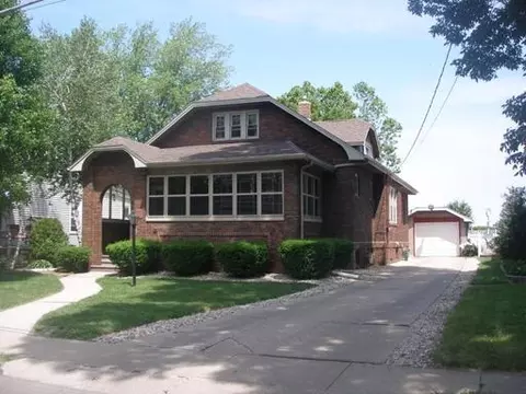 2721 Seventh St, Peru, IL 61354 photo 1