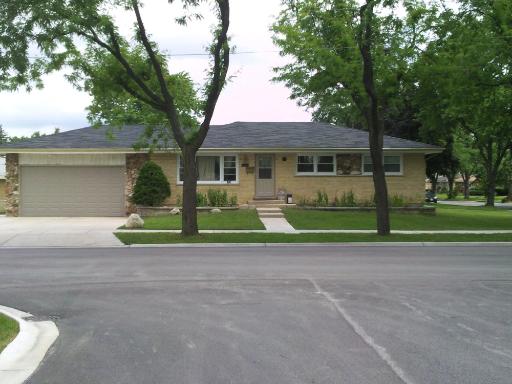 Undisclosed, Addison, IL 60101 photo 1
