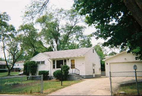 1908 Apache Ave, Waukegan, IL 60085 photo 1