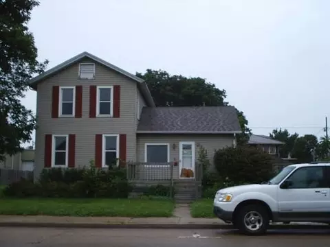 2311 4th St, Peru, IL 61354 photo 1
