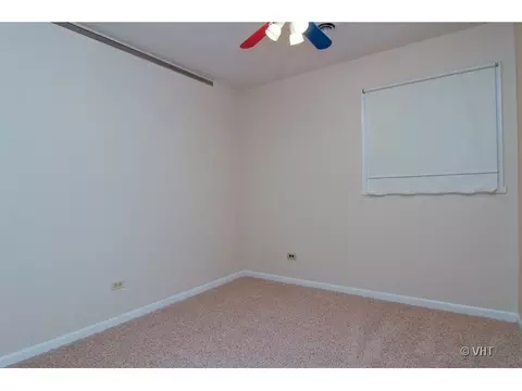 951 Pebble Dr, Wheeling, IL 60090 photo 9