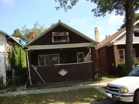 2010 E 93 St, Chicago, IL 60617 photo 1