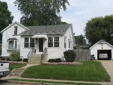2527 Main St, Peru, IL 61354 photo 1